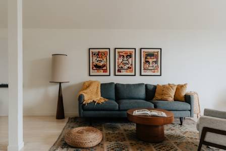 8 Expert Tips for Styling Your Sofa Like a Pro