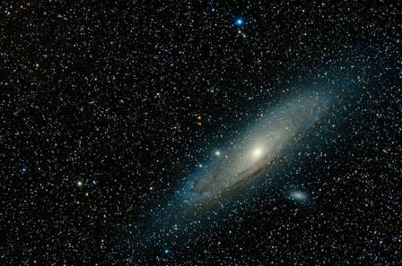 100 Hidden Dwarf Galaxies May Circle the Milky Way, Simulations Suggest