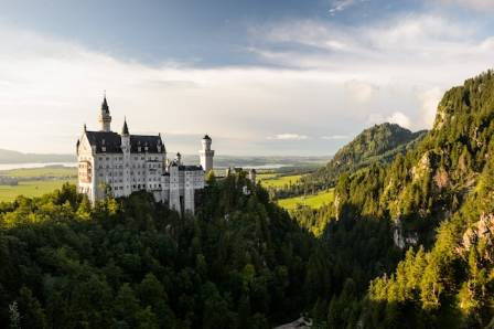 Neuschwanstein Castle: A Comprehensive Exploration of Germany’s Fairytale Gem